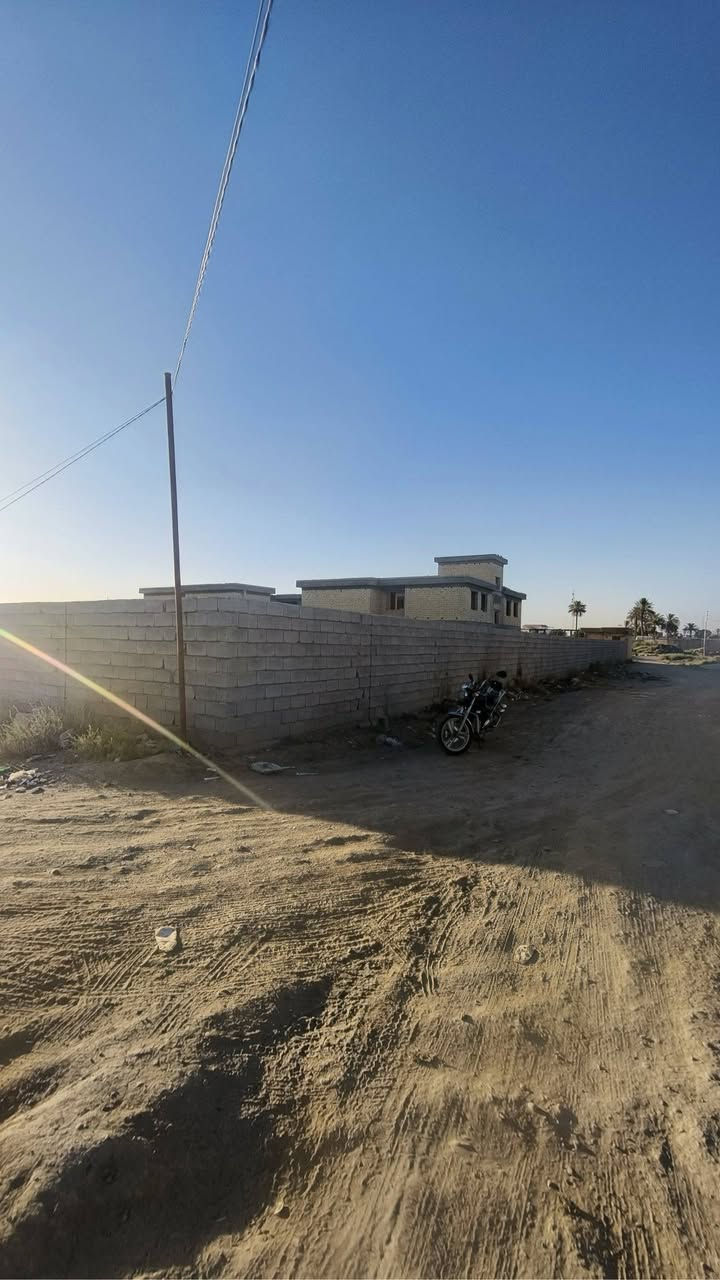 🌟 عِرض عقاري جديد ومميز من مكتبنا:

​🏡 النوع: نصف قطعة أرض (للبيع)
📍 الموقع: في جمعية الإمام خلف فوج العدالة
📐 المساحة: 125 متر مربع
🔴 الخدمات: تتوفر ماء إسالة و كهرباء و مجاري و مدرسة مقابلة للقطعة و مستقبلاً مركز صحي و متنزه 

​💰 السعر: 29 مليون دينار + معاملة التحويل علينا فقط! (سعر لقطة)
​📞 للاستفسار والتواصل أو لمعاينة العقار، يسعدنا استقبالكم في:
🏢 مكتب الرحمة | الكائن على شارع السيد محمد (ع)
📱 أو الاتصال مباشرة على الأرقام التالية:
​وسام أبو علي: ***********
​علي: ***********
​أهلاً وسهلاً بالجميع 🤝
