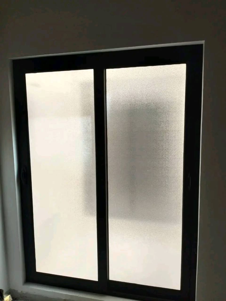 معمل القمة الفنية للحدادة العامة بلاستك المنيوم والمطابخ 
ابواب شبابيك بلاستك المنيوم والحديد  محجلات اللمنيوم 
 احدث المطابخ ***********    
***********. واتساب
