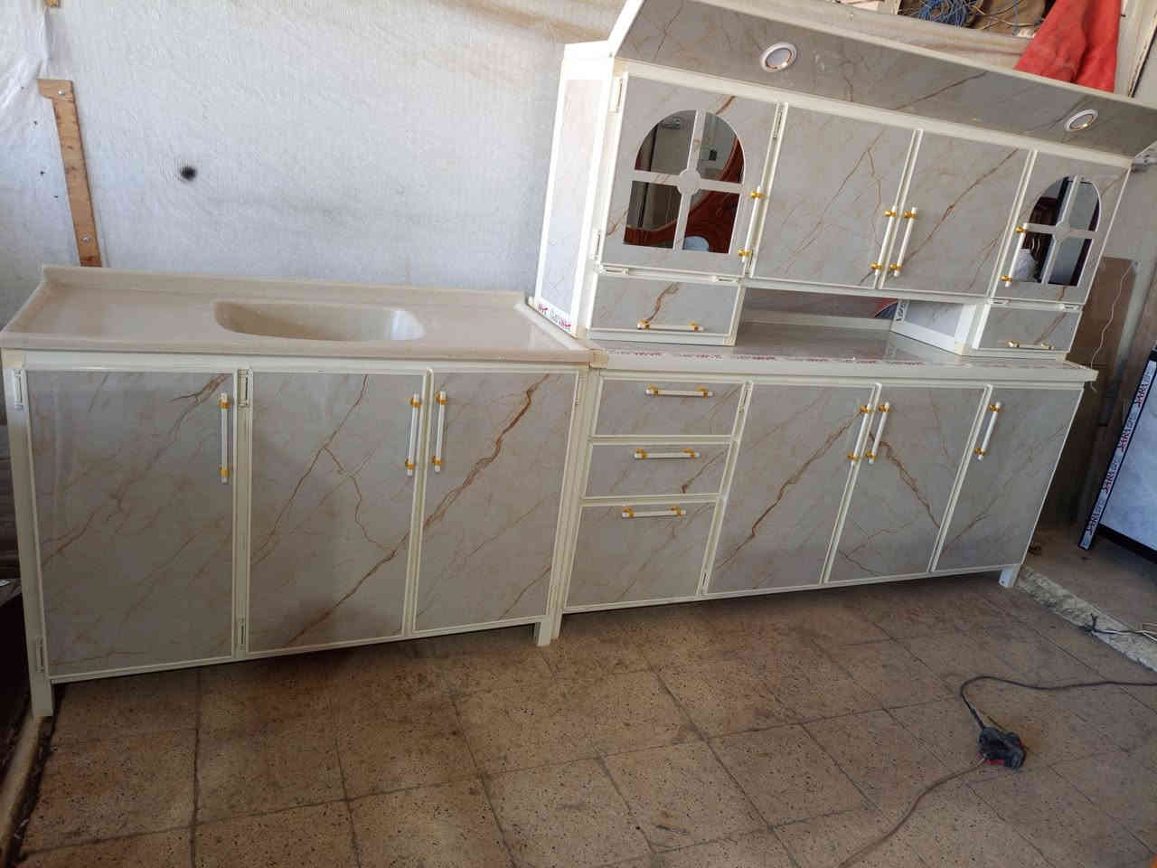 مستعد لشراء الكاونترات والمعارضه مع الجديد .
متاح .
كاونترات جديده وشغل توصي وباسعار مناسبه .سعر الكاونتر 375 الف .العنوان قادسيه 2 قرب جامع ذياب العراقي .
***********
***********
يحتوي واتساب
