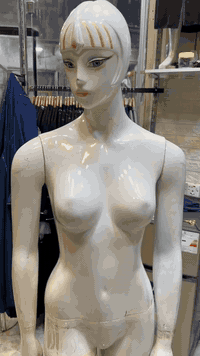 اسلام وعليكم مليكانات للبيع الشراي يتفضل خاص ويدلل او مراسله على الوتس...