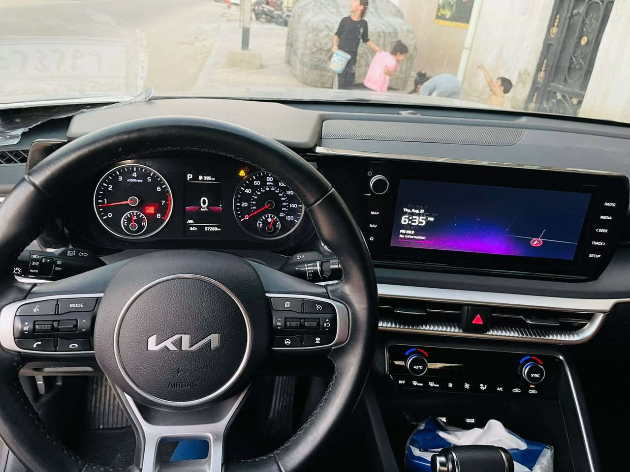 السلام عليكم 🫡
كي فايف البيع 🫰 

موديل 2024 ✔️ اسمنتي 

فول مواصفات عدة بنرامه 

رادار امامي خلفي 

كشن احمر 

تتدفه كشنات 

كشن كهربائي ⚡️ 

نقاط عميا 

شاشه كبيره 

لد امامي خلفي 

اشاره بلمرايه 

ماشيه 51m

حادث بارد في الجنطه فقط   ✅
صور الحادث موجودة بالمنشور

بدون ايرباك ✅ 

معوقين ناصريه 
***********
