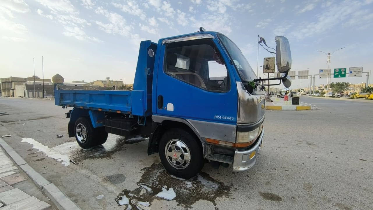 سلام عليكم كنتر بزون للبيع مكفوله مديل 95 مداور ثاني يوم السياره جاهزه للعمل تخم تايرات تخم ستيل مكينه كير اكسن خير من الله كهربائيات كلها شغاله  مكينه 33 سعرها 135 وبيها مجال قليل مكاني ناصريه مركز وهاذه رقمي ***********
