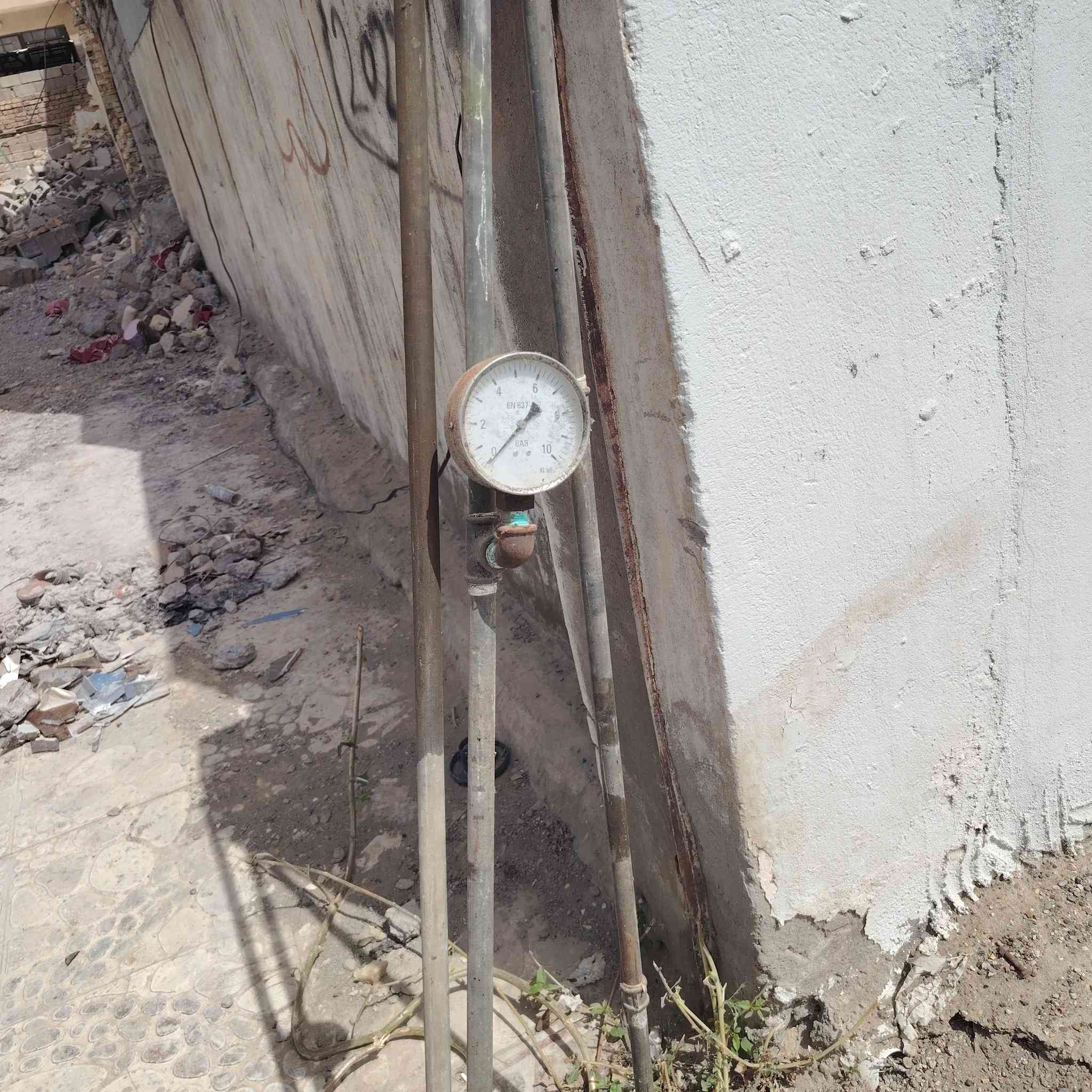 مكوى بخار للبيع  ديالى المقداديه بسبب الوعود الكاذبه إعادة النشر السعر ٧٥٠ الف وبيه مجال للاستفسار اتصل***********
