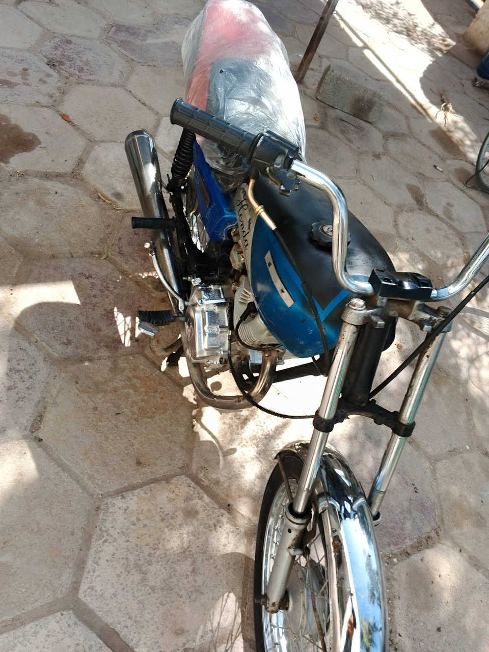 سلام عليكم دراجه للبيع  محرك بالكرتون دراجه كلك مكفول   جاهز على اخر حبايه  شراي اتصال هذا رقمي  ‏‪***********‬‏  سعر 300  بيا مجال
