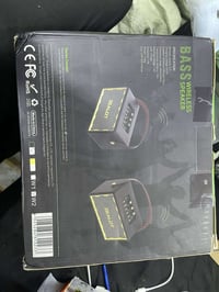 متاح قطعتين زيلوت الي يرغب بشراء يراسلني وبخدمتة رقمي 07775739715