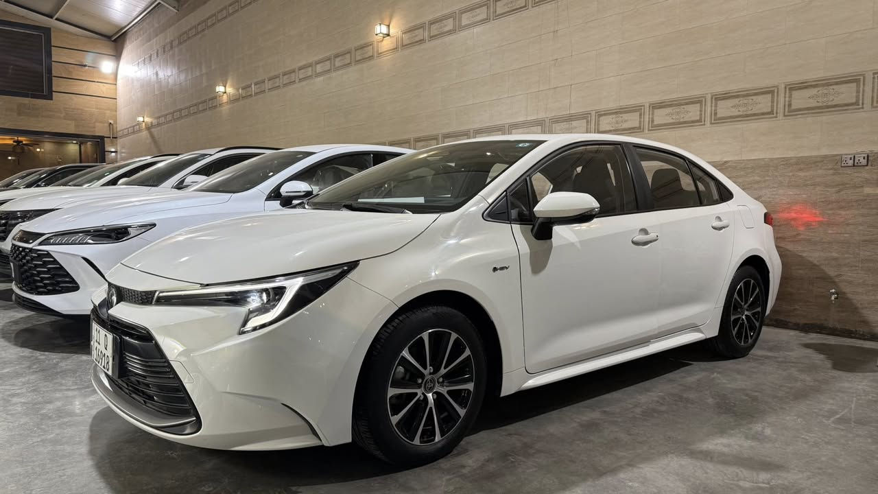 بسعر مناااسب⭕️
كورلا 2025 
ماشية 19 الف 
فول 
رادار 
تعديل مسار 
انضمة قيادة 
شاشة جبيرة 
دشبول شاشة
قطعتين تبريد 
فتحة 
مكفولة السيارة 
السعر 150ورقة وبيها مجال 
يعني 22 مليون و 500 الف دينار 
وبخدمتكم 

*********** 
مكان السياره بغداد
