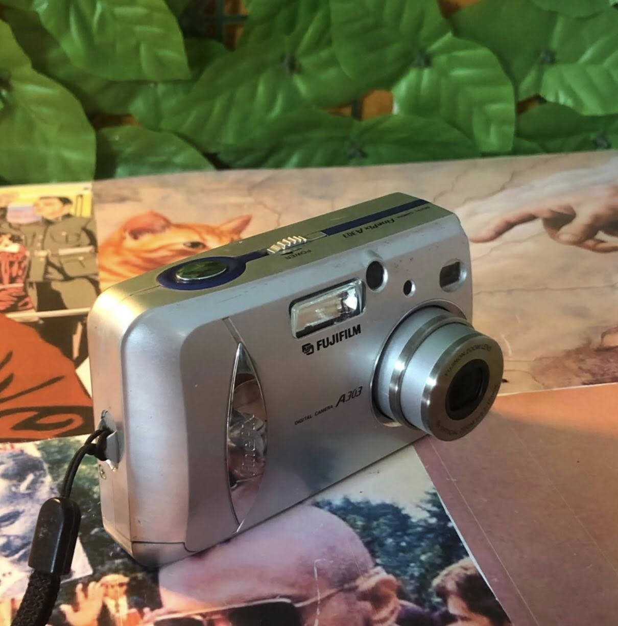 3 كامرات
الge ب 70 
والفوجي ب50 
والalaba ب20 
كلهن ب130 
توصيل اكو كلهن وياهن بطاريات وشاحنه للge 
والبقيه باتريات قلم


**إذا كنت صاحب هذا الإعلان وتريد حذفه لأي سبب، رجاءا أرسل رسالة إلى الدعم الفني**