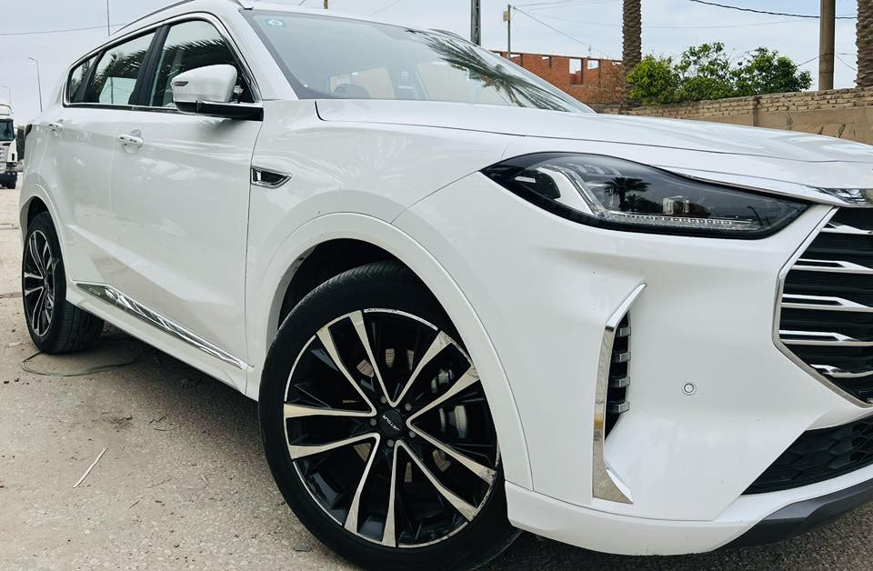 سلام عليكم
جيتورx70 2024بلص لكجري لون ابيض 

رقم (بغداد )

ماشية24 قابل للزيادة  

بانوراما 

كشنات جلد + تدفئه تبريد + خزن + كهرباء

صندوق كهربائي 

حساسات امامي خلفي 

رادار جانبي 

محرك 16 توربو 

گير 7 نمر 

اضويه زنون متحرك 

داخل ليد بالكامل 

اضويه ترحيب 

تحكمات ستيرن

ويل حجم 20

5 كامرات + كامره 360 

7 راكب 

3 وضعيات قياده 

اكروز سرعه 

شفتات 

بصمات 2

Auto hold

هاند بريك كهربائي 

داخل مشمشي 

السياره بدون ضرضر مكفوله من الدعاميه للدعاميه السياره  على حالة الوكالة

مكاني نجف ***********
