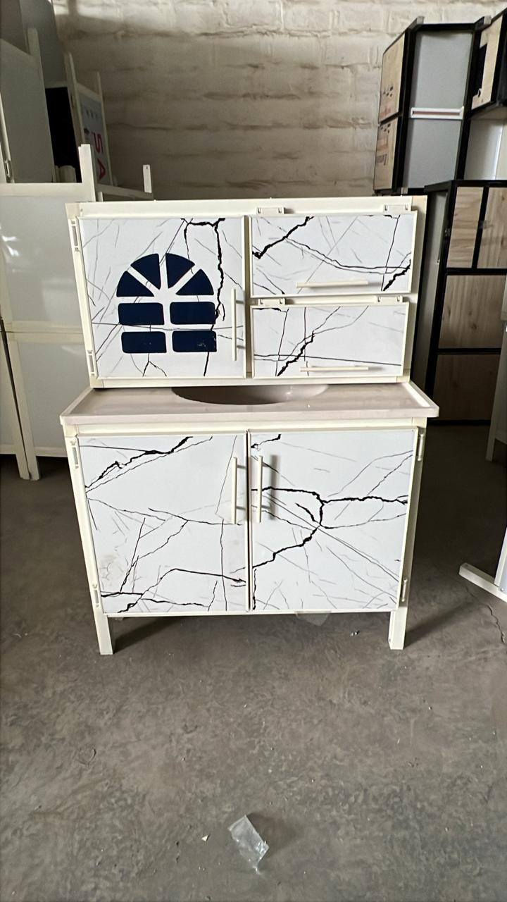 سنك مع ملحق قياس متر المغسله مرمر 
 السعر 145 الف


**إذا كنت صاحب هذا الإعلان وتريد حذفه لأي سبب، رجاءا أرسل رسالة إلى الدعم الفني**