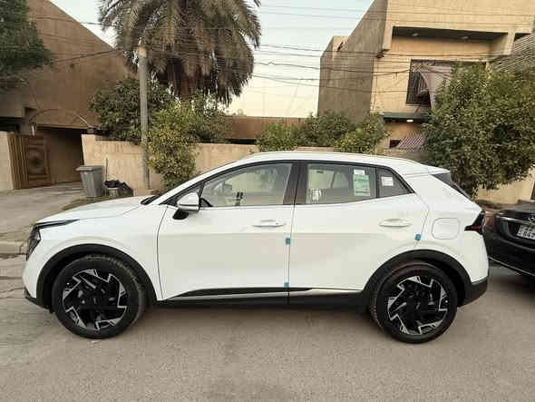 للبيع :كيا سبورتج  خليجي 
بأسمي تحويل ثاني يوم 

الموديل : 2024

العنوان بغداد - العامرية 

ماشيه 22 الف كيلو 

بصمه  

كراسي كهربائية

مري كهرباء 

انضمه قياده

تشغيل عن بعد 

حساسات امامي خلفي 

 شاشه +عداد دجتل 
 
بصمة ابواب 

ترحيب عند لاقتراب 

مثبت سرعه 

ويل 19

تبريد قطعتين 

داخل بيجي مخمل

محرك 2000 دوش 

شاحن واير لس 

الصابيح الماميه LED

المصابيح الخلفيه LED
 

مانع انزلاق 

شاشه ابل كار بليل + أندرويد اوتو

انذار عند الاقتراب

السياره كلش نضيفه وحلوه

الرقم بغداد دولي باسمي 

السعر 235 ورقة

أي استفسار ***********
