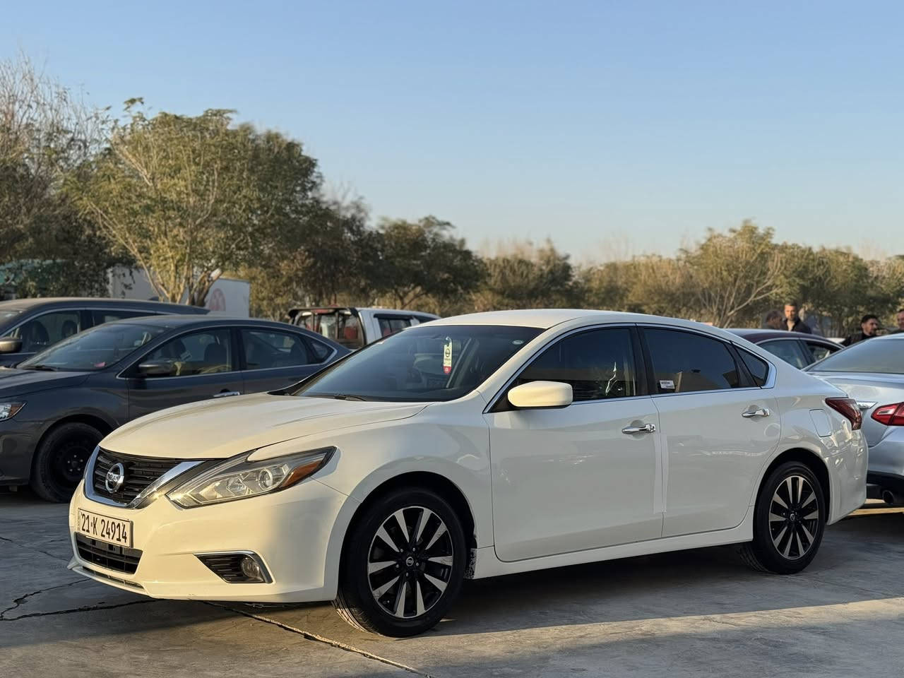 السلام وعليكم
Nissan Altima 2018 SV
السيارة جديدة بمعنى الكلمة
ماشيه ٧٩ الف فقط
حادثها قطعتين بنيد وجاملغ بدون دواخل
سنويه ورقم وهزة كلها جديده بأسمي
ماناقصها برغي
عنوان قضاء كلار
السعر ١٣٣ وبيها مجال بسيط
***********
