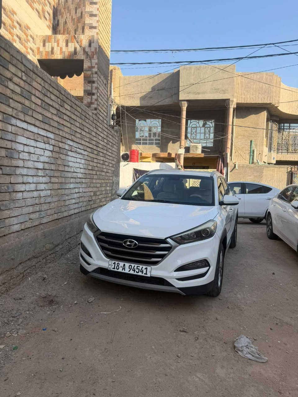 للبيع توكسان امريكي موديل 2018 سيارة جاهزه من كلشي مكينه كير حداديه تخم تاير كفالة بيها قطعتين تبديل بنيد وقبق جنطه مكانها نجف بيع او مراوس اوباما خصوصي ***********
