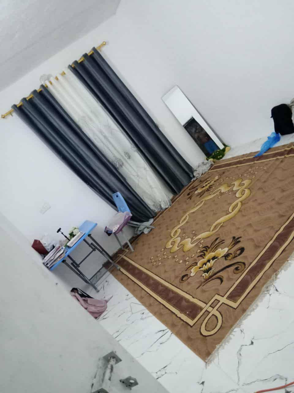 دار رقم للبيع/مساحة 150متر طابق ونص
الطابق  الاول  غرفه  صاله  مطبخ استقبال +ساحه كبيره الطابق الثاني غرفه مع مدخل  البيت بناء حديث  البيت رقم معاملته جاهزه التقيم  عنوان ابو رمانه  قرب ثانويه نسيبه لانصاريه  خلف اسواق الأمير 
للاستفسار على الرقم واتساب 
***********
***********
