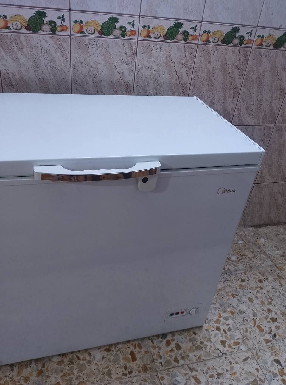 سلام عليكم مجمده للبيع نوعيته ميديا حجم وسط مو صغيره ثلج ١٠٠/١٠٠ نضيفه فول الشراي يتصل بلرقم ويدلل *********** وتساب موجود مكان بغداد شهداء البياع سعره250 وبيه مجال للشراي
