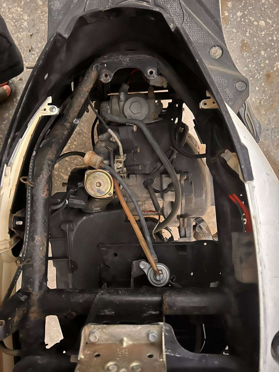 دراجة سكنز للبيع كلشي بيها شغال كابريته جديده  
الموقع كربلاء الحسينية  
متواجد فيس و ***********
