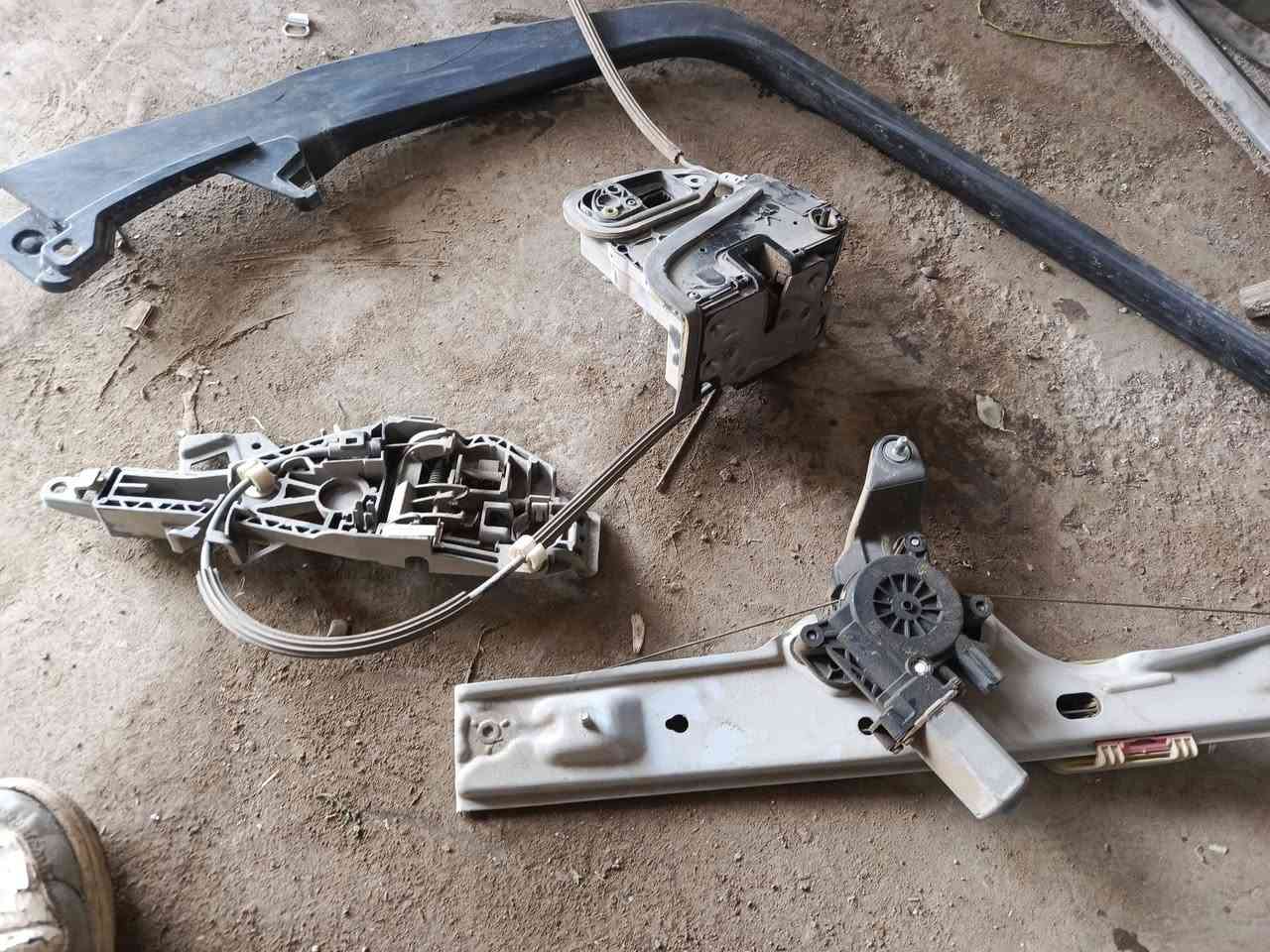 سلام عليكم قطع ترافرس مديل 2019 كيلون يدة باب خلف السائق يسرة بطانه باب الخلفي اليسرة مثلث يدة سماعة ماطور جام كامل امامي لتفيدة الغراض ياخذهن شلعة وحدة يدخلي خاص ويدلل مكان بغداد بوب لشام


**إذا كنت صاحب هذا الإعلان وتريد حذفه لأي سبب، رجاءا أرسل رسالة إلى الدعم الفني**