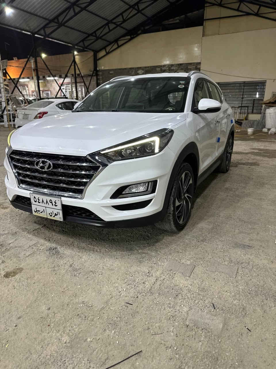 سلام عليكم للبيع توكسان مديل 2019 فول مواصفات بصمه كشنات جلد مري شفط شاشه كامره تحكم سترين حاكيه حساسات خلفيه يدات نيكل فول مواصفات تخم تاير ويلكب رقم أربيل بسم شركه اتريد تحويل او وكاله مضمون مكينه كير حداديه جاهزه مانقصهه اي شي بيها قطعتين باقي كفاله لاضربه لا اي شي مكاني بلنجف الكوفه شارع مطار شراي يتصل ونه خادم *********** السعر 173 بيها مجال
