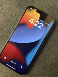 ايفون 13 مني جهاز اخو الجديد شرط درنفيس ما مطخوخ بطارية 77 بلادي للبيع...