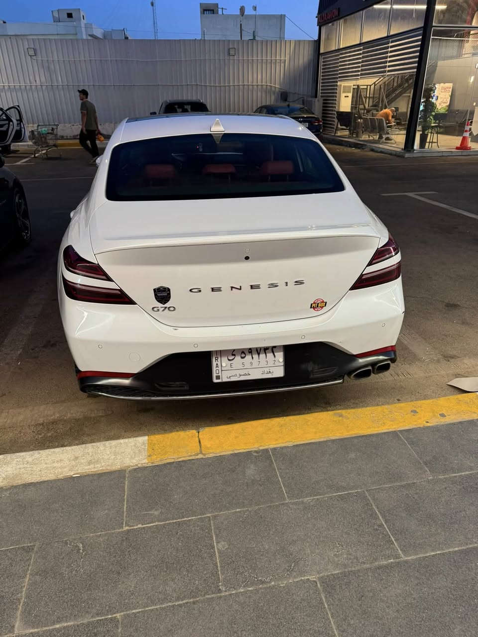 للبيع جينيسز G70 2023 فول مواصفات
4 سلندر 2.0 توربو

فول مواصفات لون ابيض داخل احمر

كشنات كهرباء خزن تدفئة تبريد 

مري شفط وتعتيم تلقائي وترحيب

بانوراما

ويل 19

مواصفاتها البقية معروفة
السعر 22,500 $

للاستفسار ***********
