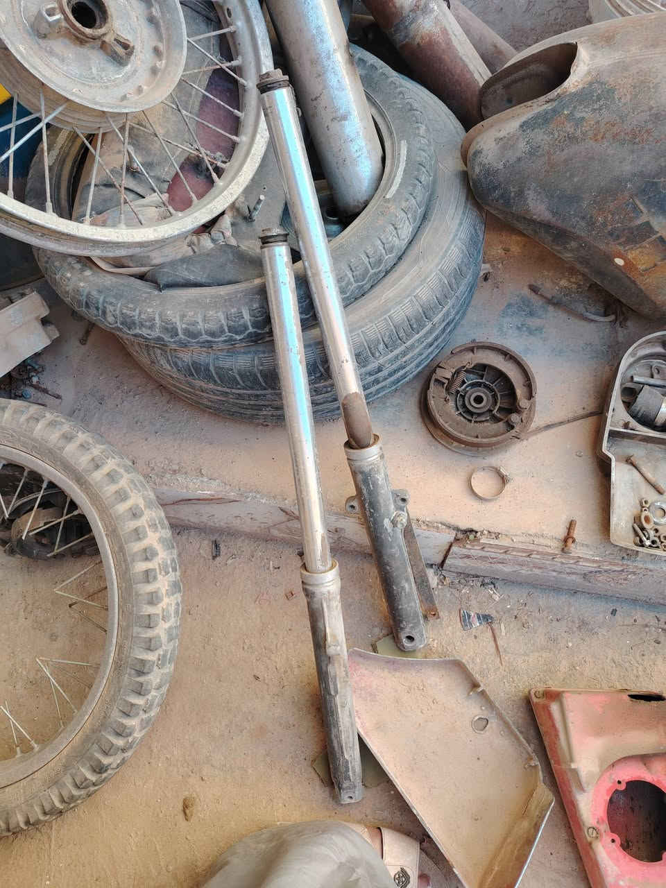 سلام عليكم غراض امزت لبيع توصيل موجود ***********
