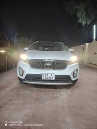 سورنتو ١٧ خليجي ٦سلندر ٣٥٠٠ سياره مكفوله من الصبغ بيه بارد قليل موضح ب...