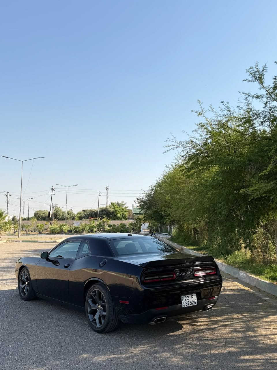دوج جالنجر موديل ٢٠٢١ جيتي
لون اسود
قطعتين صبخ جامرلغ بونيد
ايرباكات مفتوح راجع سستم
ماشي ٥٠ الف ميل فقط
داخل احمر كنتاره
شفتات بل استيرن 
ويل كاب ٢٠ بلدي 
فجوج هيمي 
دبلات اصفر مال جيتي بلدي
٤ تايرات جديد
صدر امامي خلفي جديد 
سياره ادامة كامل من كل نواحي 
بقية مواصفات معروفه مال جيتي 
سعر ١٨٣ بيه مجال
سنوية بسمي تحويل ثاني يوم
عنوان كركوك 
***********
