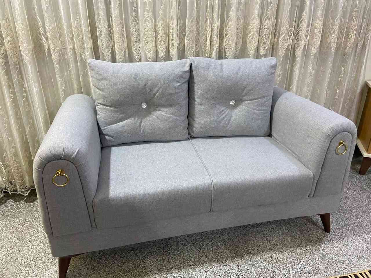 تخم قنفات للبيع جديد كلش 10مقاعد متواجد واتساب فقط ***********
