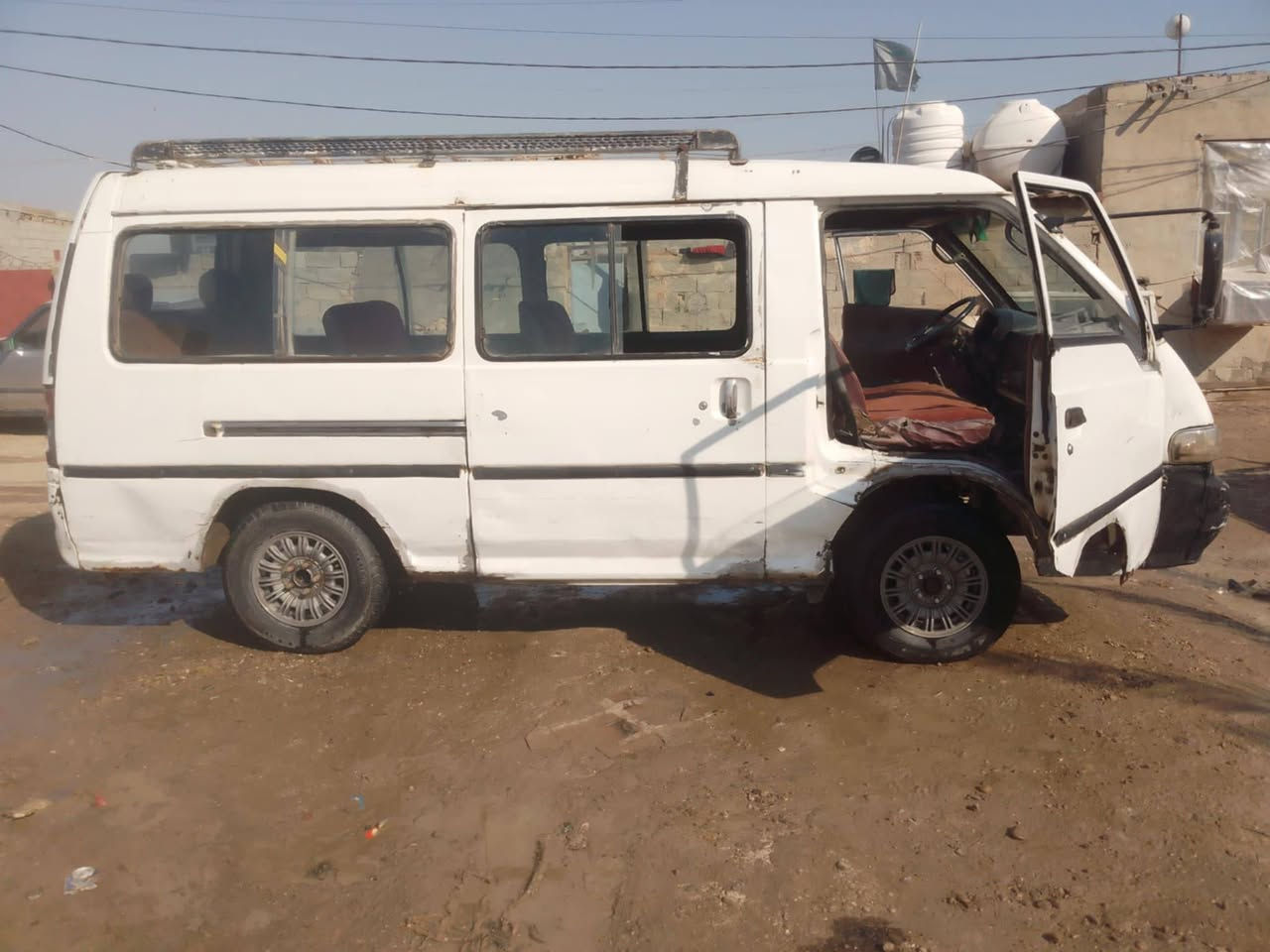 سلام عليكم هونداي للبيع ستفسار على هذا رقم الهاتف (***********)
