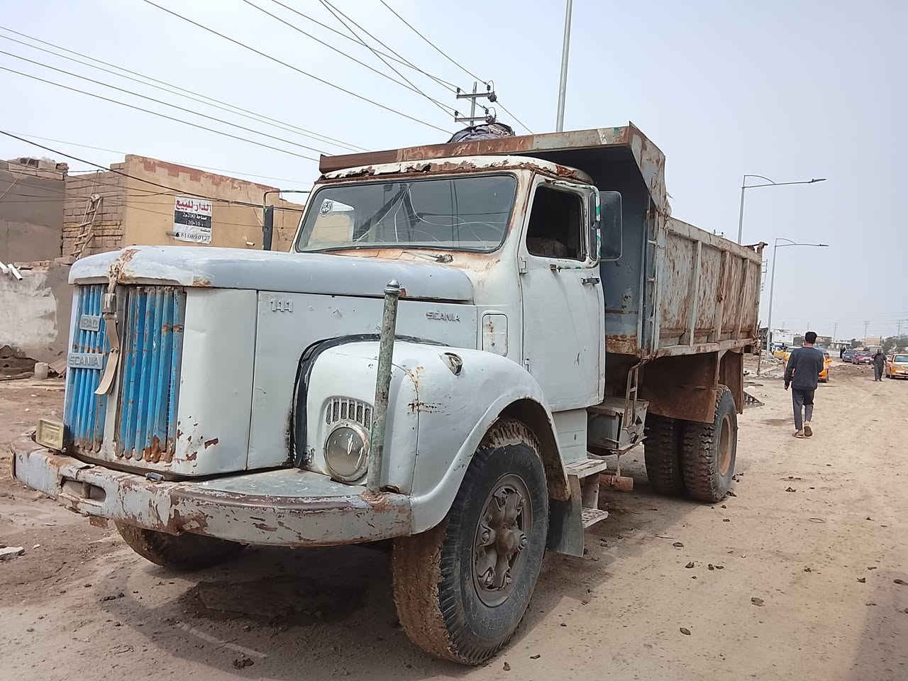 السلام عليكم سكانيه 111 مكينه عادي كير 5ب5 اكسنه ملاكم تخم تاير سياره جهاز العمل 
مكان الناصريه مركز 
***********
