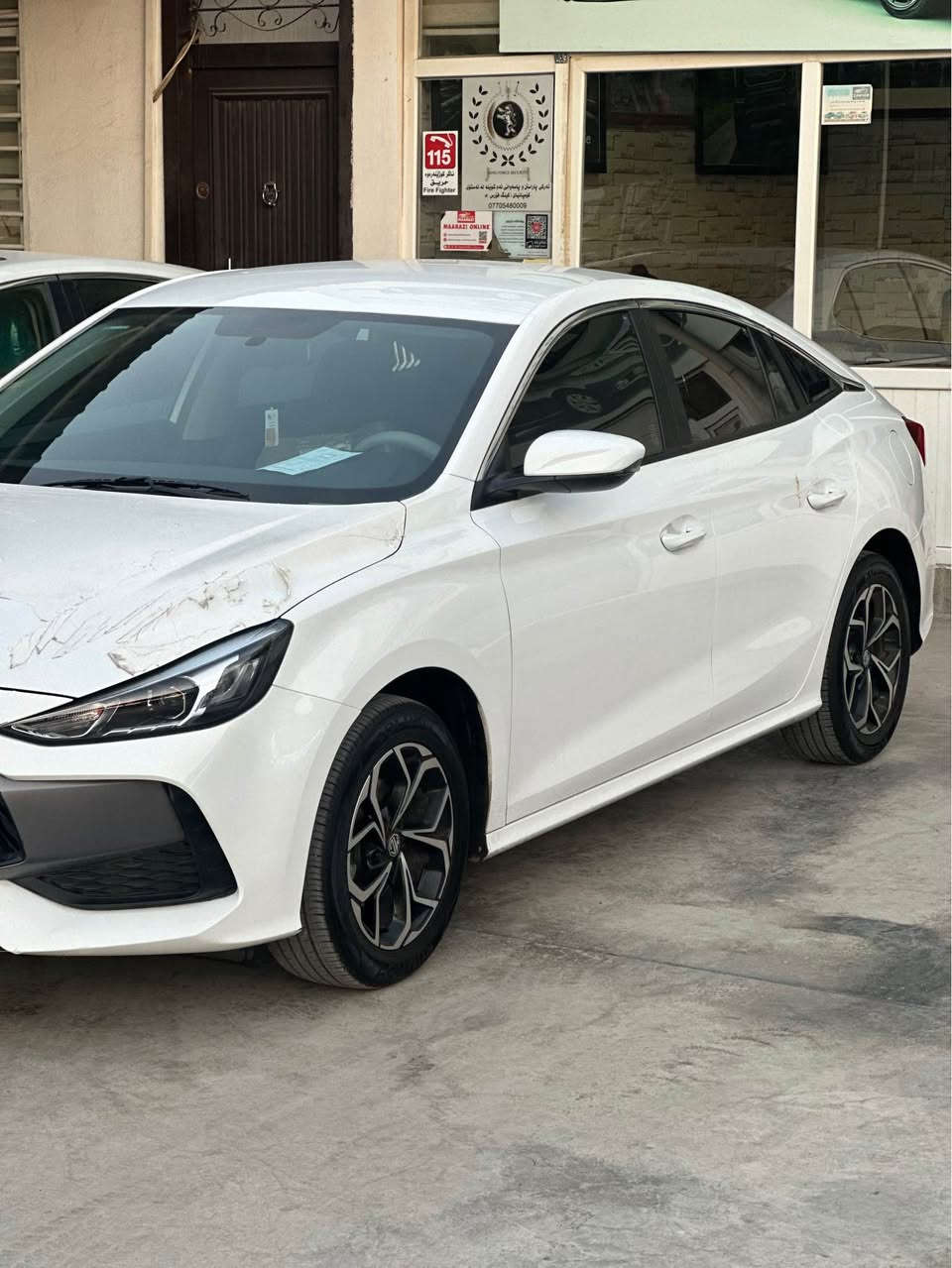 ئێم جی جیتی گێڕ عادی مۆدێل ٢٠٢٥ ڕەقەم سلێمانی موافەقەتی جام ڕەشی دایروی مرور لە سەد ٨٠ تەنها ٢٨ هەزار ڕۆشتوە بێ بۆیاخ بێ سارد قوپاویەکی بچوک لە بۆنیدەکەی هەیە بە شەرتی غرامەو تەحویل ناو گاعی بۆ دانراوە لە سلێمانیم ژمارەی مۆبایل *********** نرخی ٩٧ گەڵاو مەجالێکی کەم بەس جام ڕەشەکە ٩٠٠ هەزاری تێ چوە سەیارەکە زۆر جوانە السليمانية, العراق
