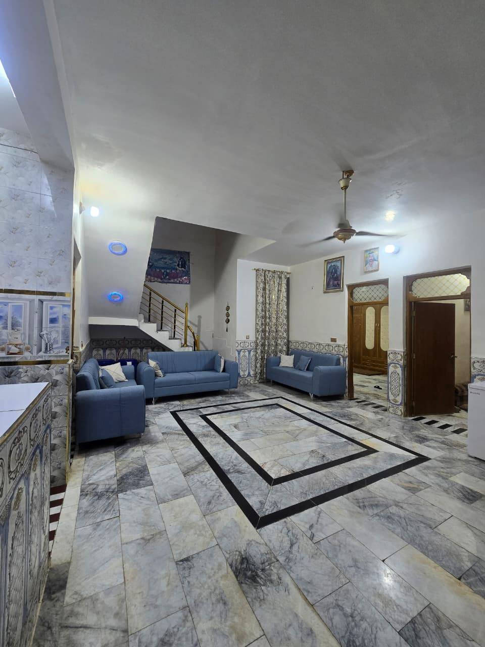 السلام عليكم بيت للبيع 200 متر السعر 145 ***********
