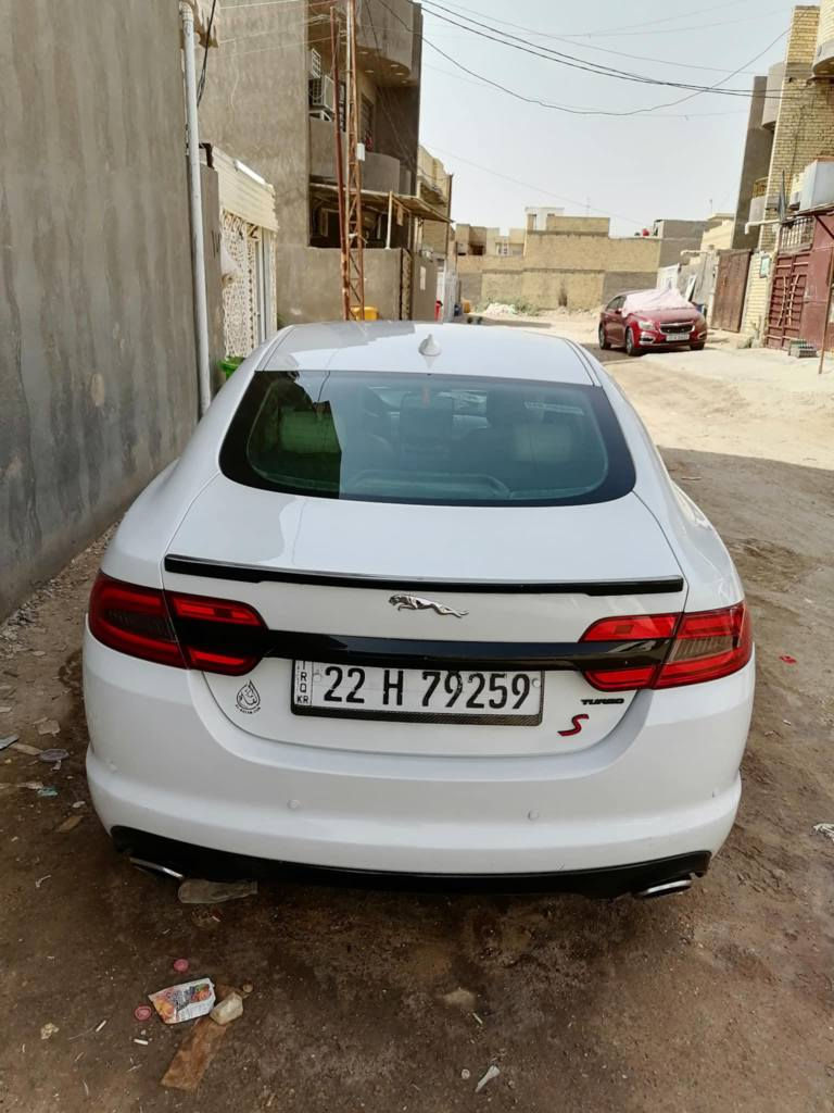 سياره جاكور 2015Xfفول مواصفات بصمه فتحه سايد بريك كهربائي السياره حرفSيعني فول الفول للخير حساسات اماميه خلفيه زراك ليت السياره 5بصمات محرك 2000تيربو كير 8نمر دبل كلج يعني صاروخ كيج عداد300محرك نضيف كير نضيف  سياره مكفوله بيها فقط البنيد مرشوش +الجاملغ الأيمن والباقي كفال السعر 118 اتصال *********** النجف, العراق
