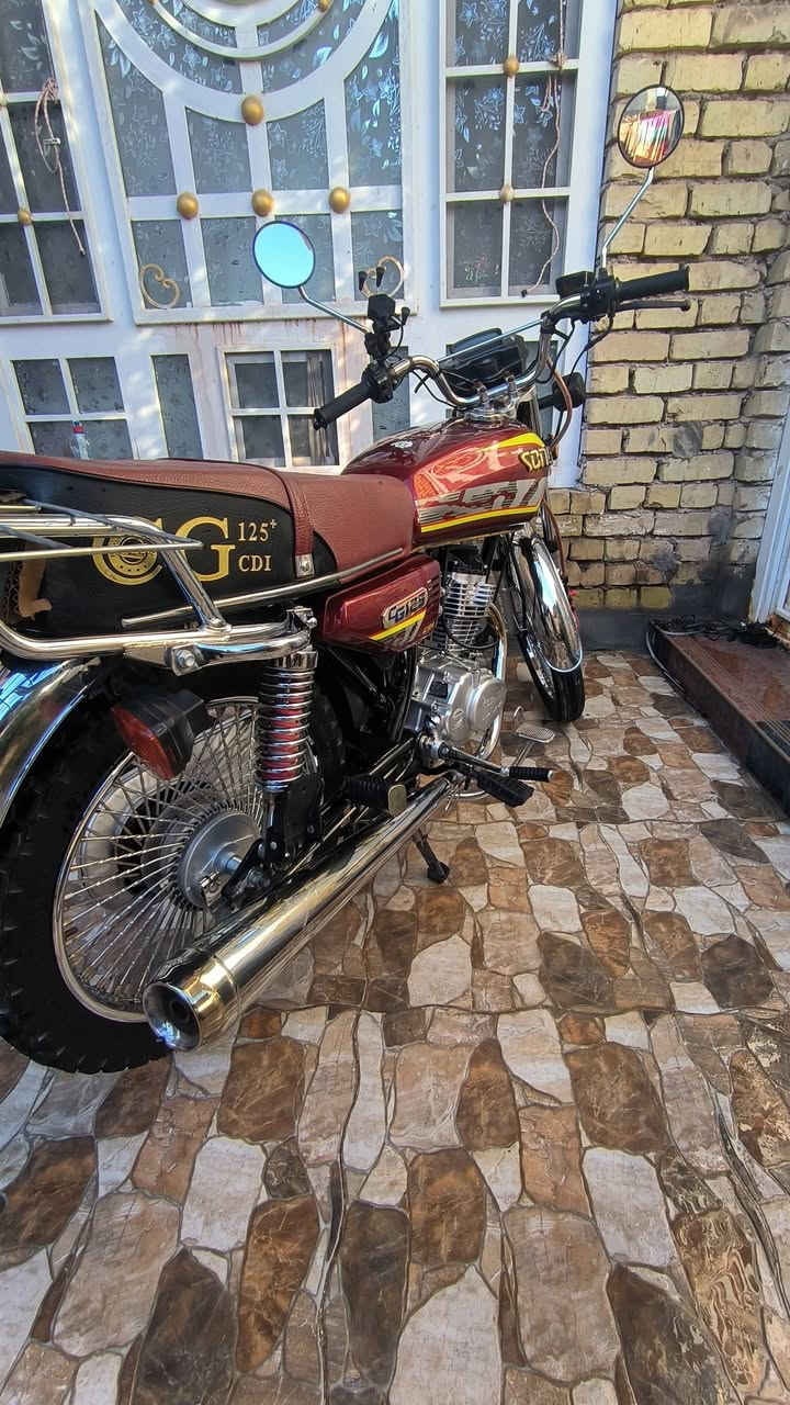 السلام عليكم دراجه سونك مكفوله كفاله عامه + سنويه تحويل باسمك ثاني يوم مباشرا (عنواني كوت سياسيين) 
للأستفسار الاتصال على الرقم *********** 
او *********** واتس 
مستعجل ع بيعتها شراي تشلع عيوني ❤️
