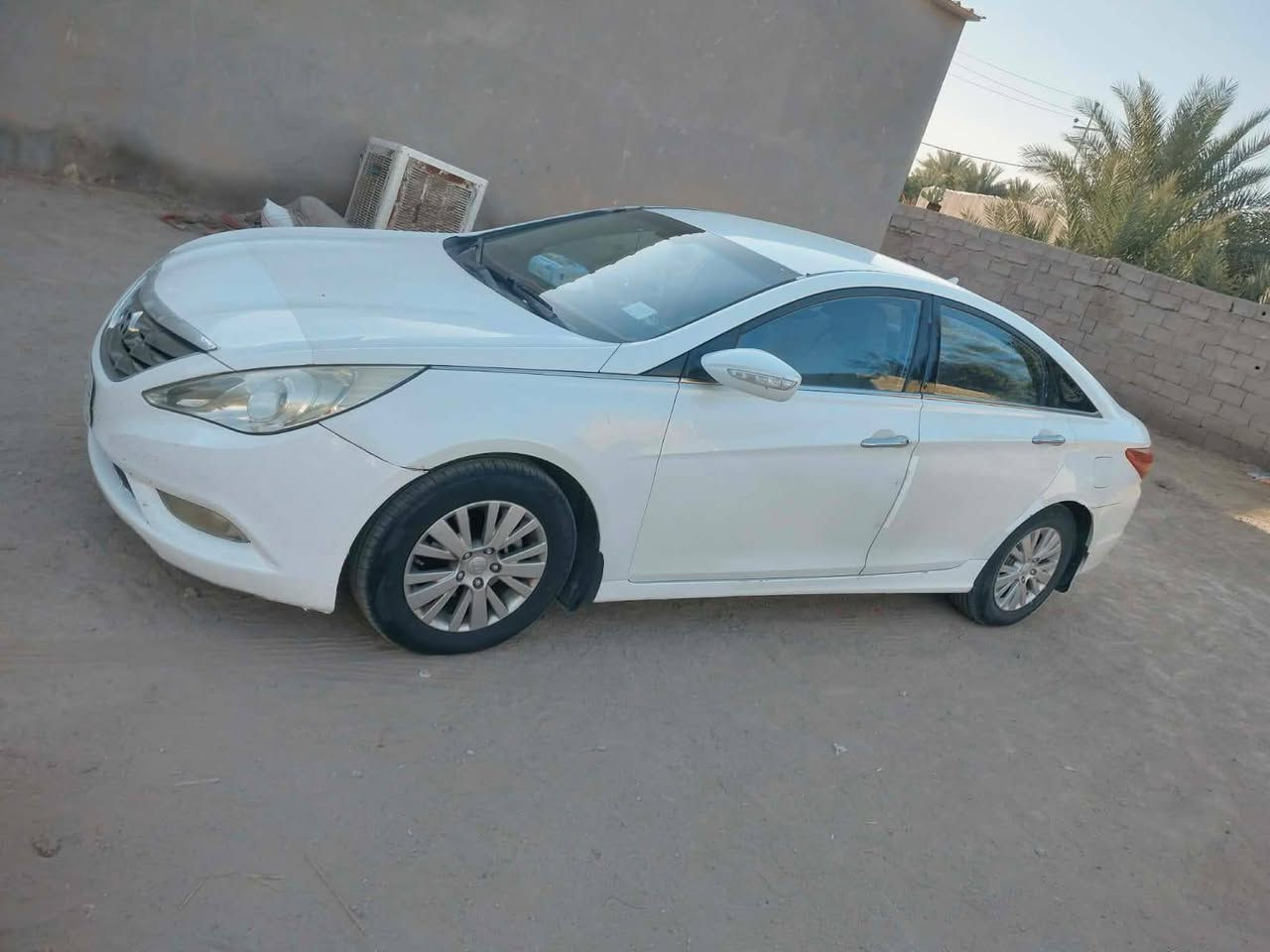 سلام عليكم سوناتا للبيع مديل 2011 رقم بغداد بسمي تحويل ثاني يوم مصفره غرامات مكينه وكير وحداديه مكفولات كهربائيات كله شغاله تبريد ثلج تخم تاير جديد باتري جديد دوشمه جديده سياره بيه ثلاث قطع صبغ مكفوله من ضربه تبديل 
تحكم ستيرن مري شفط السعر اتصل على رقم وبيك خير وتدلل 
***********
*********** وهاذه رقمي بي واتساب 
مكان سياره كوت قضاء نعمانيه
