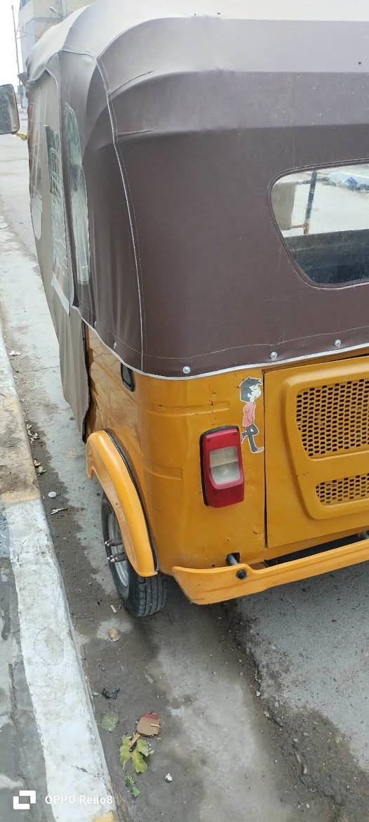 تكتك للبيع  موديل 21 مرقم مكان الحسينيه الراشديه الدراجه  7.700وبيها مجال ***********3مكفوله عده ضربه جوه البكلايت
