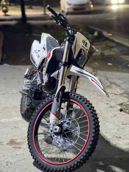 سلام عليكم شبابCRXموديل 2025لبيع كفلاه عامه من كلشي سعار 16وبياه مجال مكاني بغداد زعفرانيه ‏‪***********‬‏
