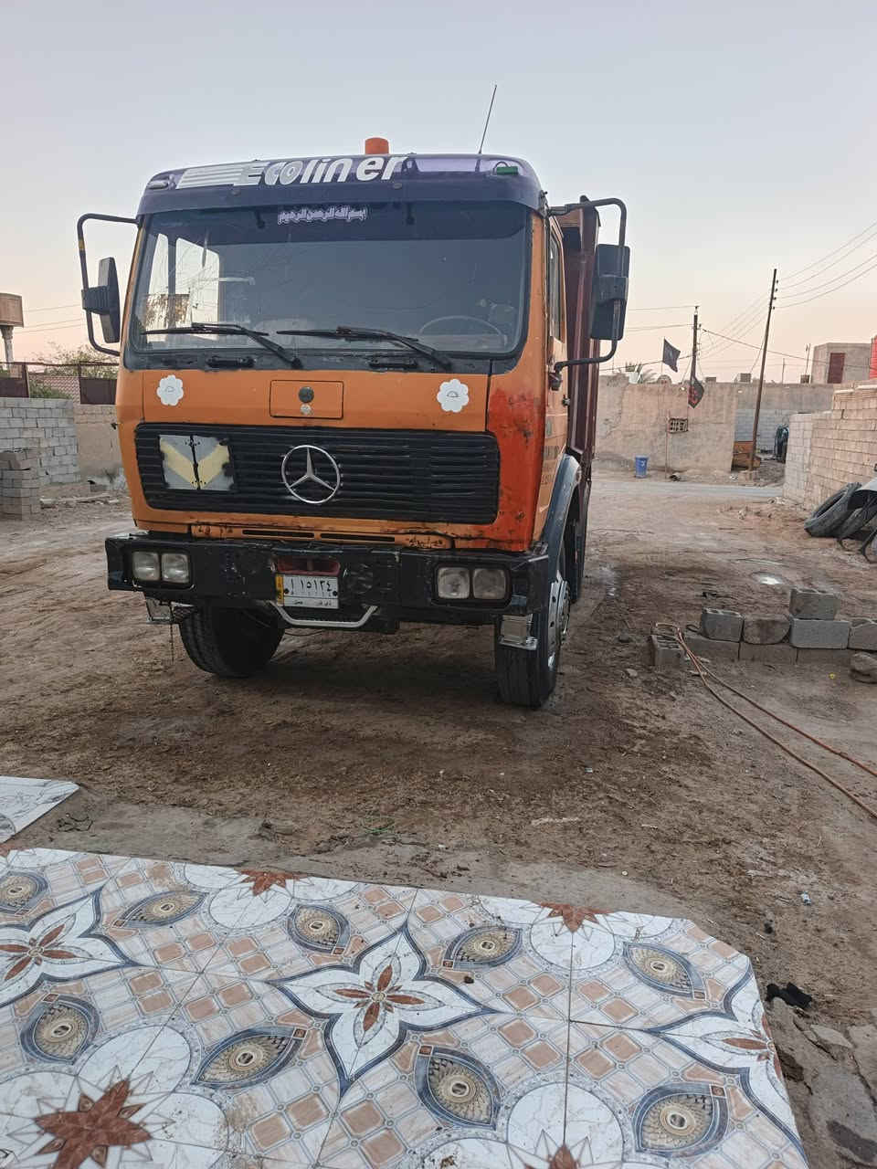 البي مديل 79 بلادي شاصي مكفول بلادي قلاب محرك 28  كير 160 مجموعه نص جيىف تايرات 24 رقم ذي قار بدي خمسه وربع سياره جاهزه ما بيها ولا نقص برقي مكان البصرة الدير   ***********  أو  ***********
