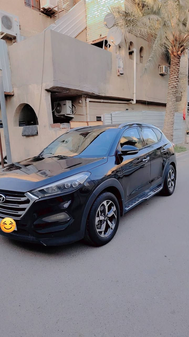 سلام عليكم ..
توسان وارد امريكي موديل 2016
تيربو رقم بغداد دولي بسمي
اللمداد. فوول ماشيه 81
بصمه تشغيل او ابواب
فتحه سقف
جنطه كهرباء
كراسي كهرباء 2
كراسي تدفائه
 شاشه اوكاميره دواره
رادار جانبي
مانع انسلاق
تحكات جهتين
تبريد قطعتين
داخل جلد
المتداد هواي بيها مواصفات بعد
حادث مال امريكه  فقط بنيد امبدل فقط ولصفحه صبغ بددون
داخل لا تكم ولا شواصي كفاله.. بل نشر صور امريكه
سعر 127 او بيه مجال بصيط 
مكان بغداد دولعي ***********
