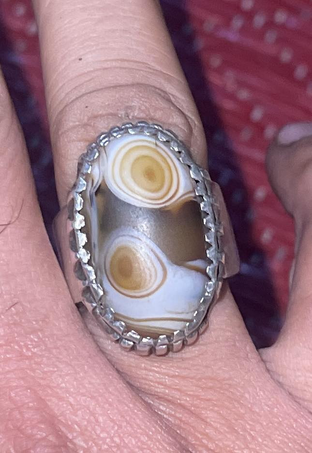 خاتم سليماني ثكيل
60
السلام عليكم 
مكاني بغداد شارع حيفا أو بغداد الجديدة 
يوجد توصيل


**إذا كنت صاحب هذا الإعلان وتريد حذفه لأي سبب، رجاءا أرسل رسالة إلى الدعم الفني**