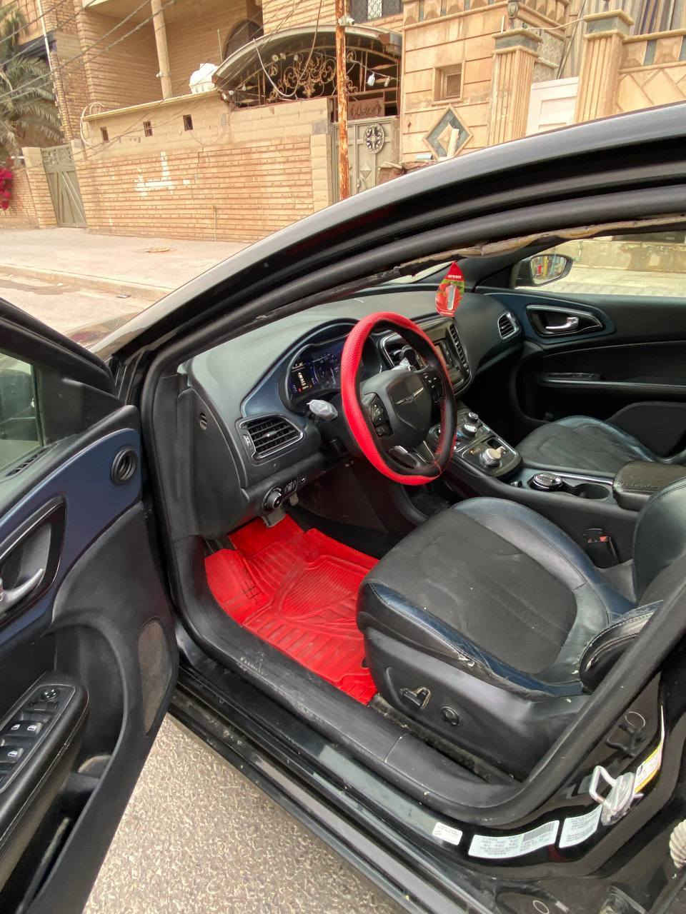 سلام عليكم من رخصت الادمن سياره اكرايسلر s200 مديل 2016سياره بيه 3قطع بلا تبديل سياره جديده وكلش حلوه وكلشي شغال رقم جديد تحويل ثاني يوم مكان نجف رقم الهاتف ***********
