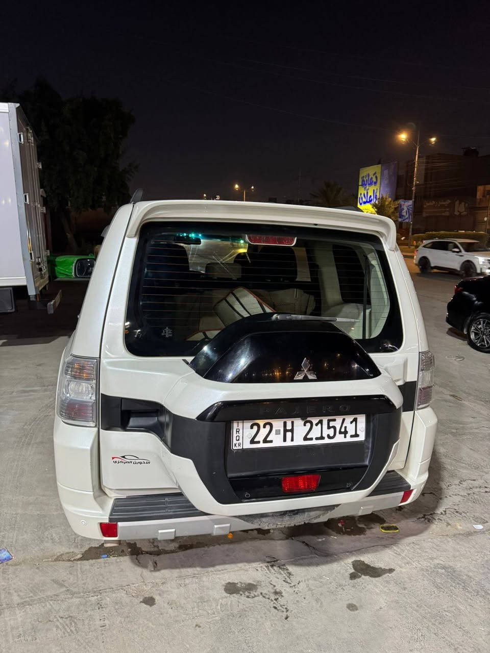 باجيرو 2015
نظيفه مكفوله من الضربه بيها رصعات بسيطه 
ماشية 200 رقم اربيل تحويل ثاني يوم 
محرك 3500 صدر جديد حداديه تايرات جديد 
مال جناي بيها محرك مفتوح قبل وهسه بيها صوت بل محرك يعني تجفيت ابيع عله وضعها اتصل عل رقم وتدلل ***********
