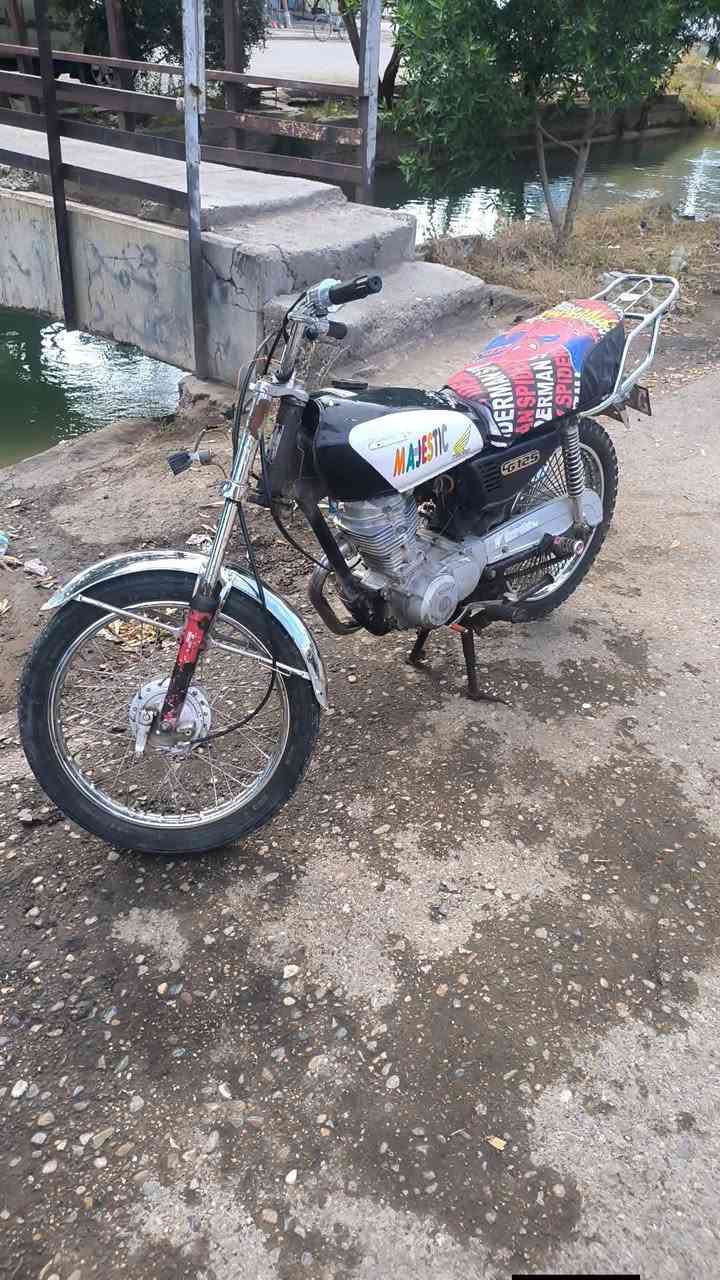للبيع سعر 250 بيها مجال بسيط بيها منفيس او مراوس بشحن مكاني شهربان


**إذا كنت صاحب هذا الإعلان وتريد حذفه لأي سبب، رجاءا أرسل رسالة إلى الدعم الفني**