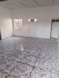 بيت للبيع • ١٠٠م • وره عمارت فلاح