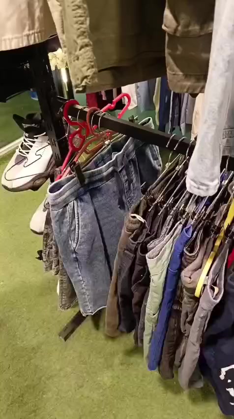 مساء الخير اهلنه وناسنه اهالي المسيب 
عروض ↖↖العيد 
برمودة قطعه ♢ 𝟓 
العنوان ♢ بابل ♕ المسيب ♕شارع السدة القديم ♘ مقابل علي كبريت 
صفحة التيك توك بثوث يوميا 
https://www.tiktok.com/@hessun95?_r=1&_t=ZS-94lu4FfBBMz
الواتساب ***********
