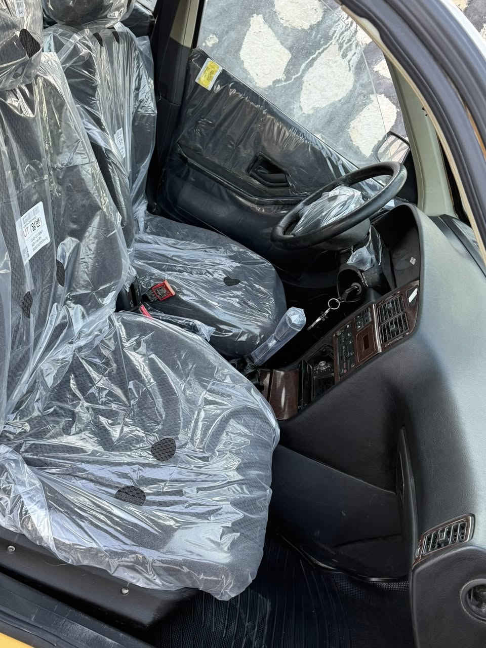 سلام عليكم بيجو 2015جاهزن من كلشي
مصفره  غرامات وهيئه    سعر.   45وبيه مجال

مكاني بابل مركز المدينه.        ***********
