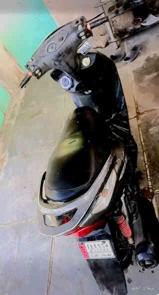 السلام عليكم  دراجه ثعلب كامله مكمله بدون. اكفلك الدراجه عشائريأ وقانونيأ دراجه كامله سلف كهربائيات كامله + بس نقص هندر  نكره سلف تشتغل.  مكاني بغداد الحريه+ السعر 320 وبيها مجال حك الجيه تاخذ عيوني رقم  ***********.متواجد فيس واتساب كل الهلا 🤍 // ملاحضه + مستعجل ع بيعته

