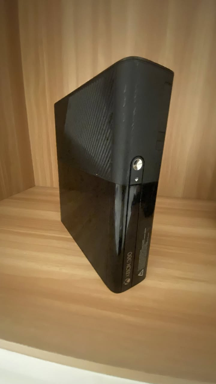 للبيع اكس بوكس سوبر سليم
بدون ملحقات سعر 50 

عنوان كربلاء 

رقم ***********
