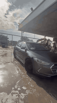 النترا 17 كندي حادث جاملغين وبنيد مواصفات السياره نص رقم اربيل جديد سنويه 2030 و هزه جديده لون نفطي استفسار *********** 
سعر 125
