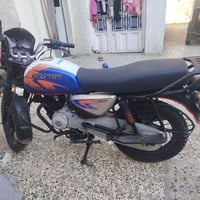 بوكسر للبيع موديل 22 مرقمه سنويه بسمي مكفوله كفاله سعر 1800 وبيها مجال...