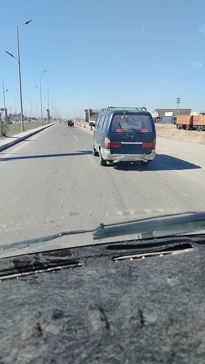 سياره بريجو للبيع موديل 1997 السياره ب اسمي سنويه تسقط 2028 مواصفاتها مكينه واكسن وكير مكفولات المكينه ستوني مجفتها كهربائييات حداده تخم تاير مكفولات السعر 55 وبيها مجال للشراي   رقمي ***********
